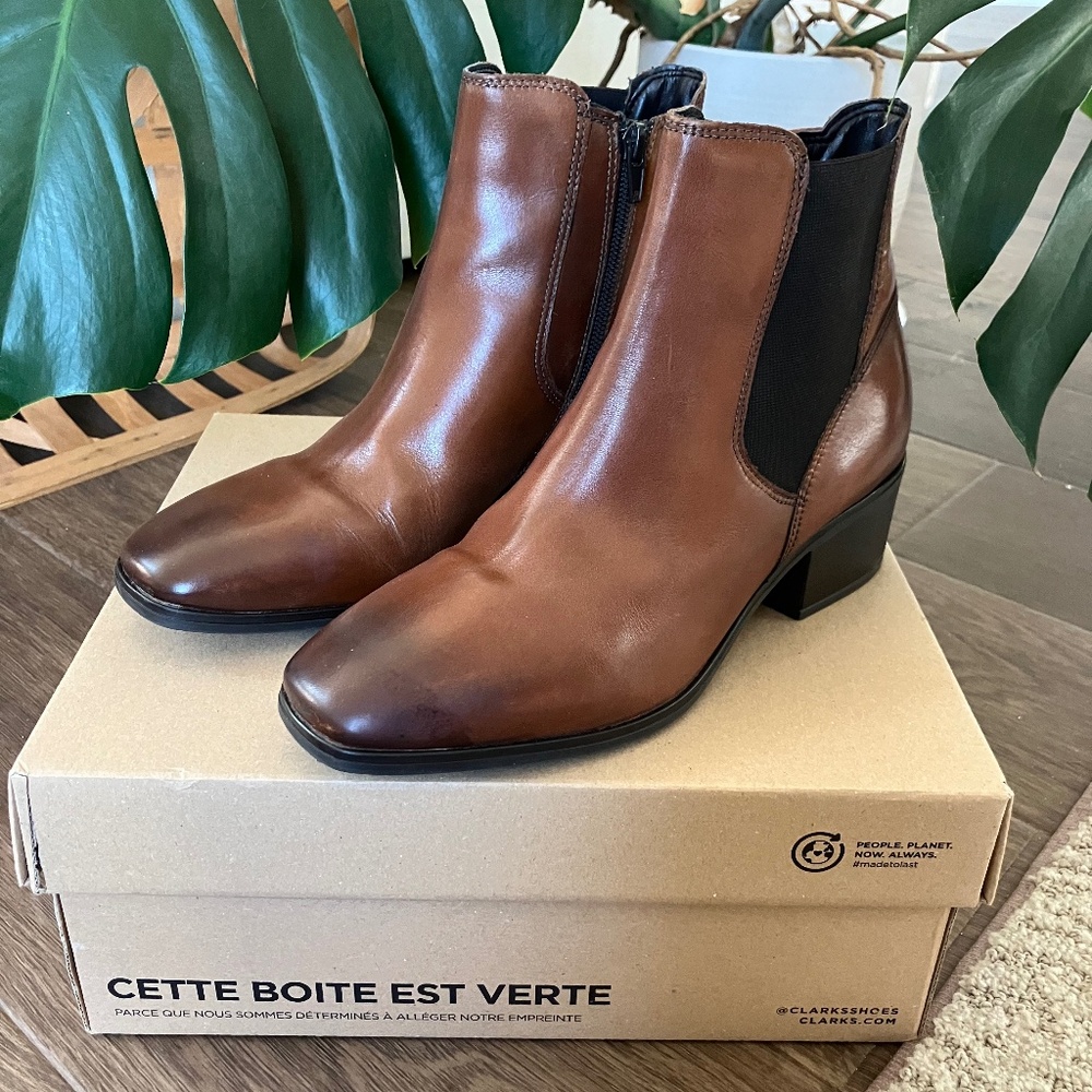 Clarks Dark Tan Leather Ankle Boot, Women's, Size 9